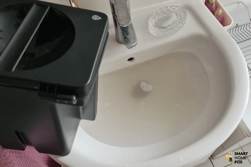 Dirty water tank of the Roborock Q Revo